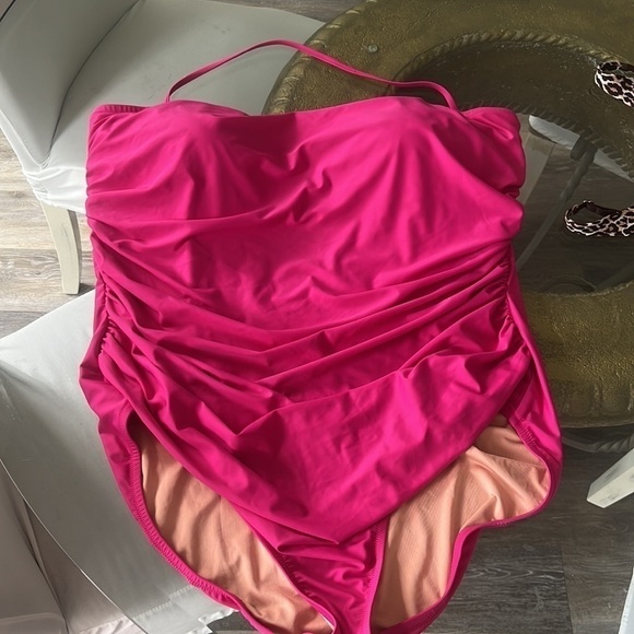 J Crew ruched bandeau one piece strapless or strap slimming swimsuit size 22 - Picture 16 of 16